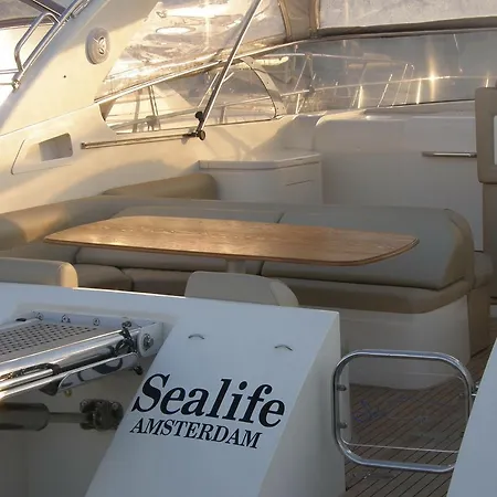 Sealife Hotel na wodzie *